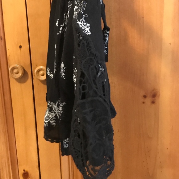 Flowy and Floral Black Shorts with Front Tie - Picture 3 of 3